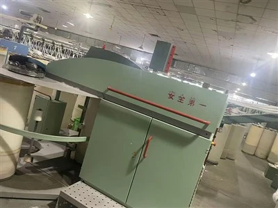 Máquina de cardar usada
